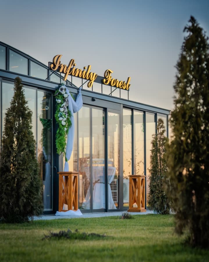 Fotografie de CAPTURRA la Infinity Forest