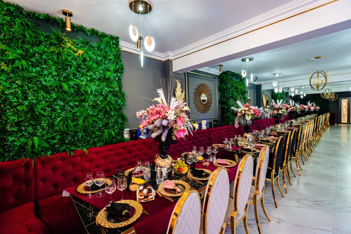 Fotografie de Eduard Colea la Ballroom Beatrice