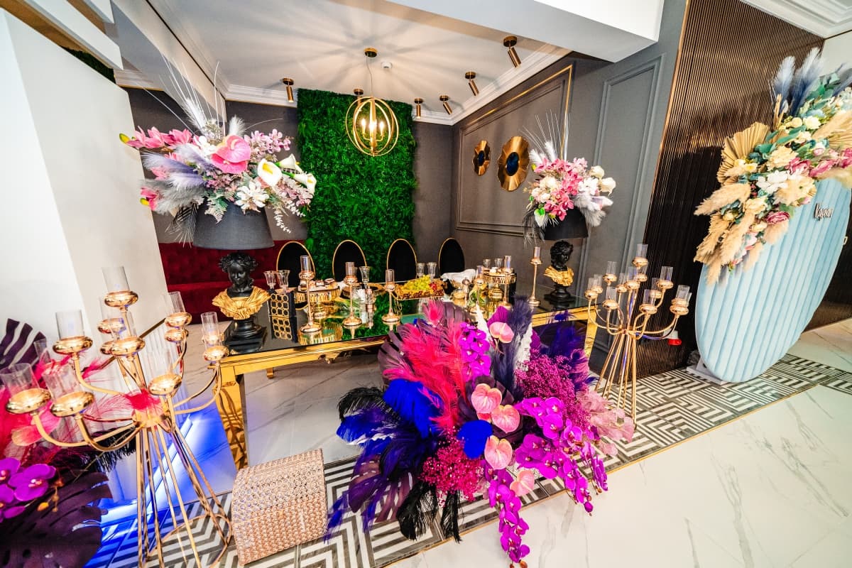 Fotografie de Eduard Colea la Ballroom Beatrice