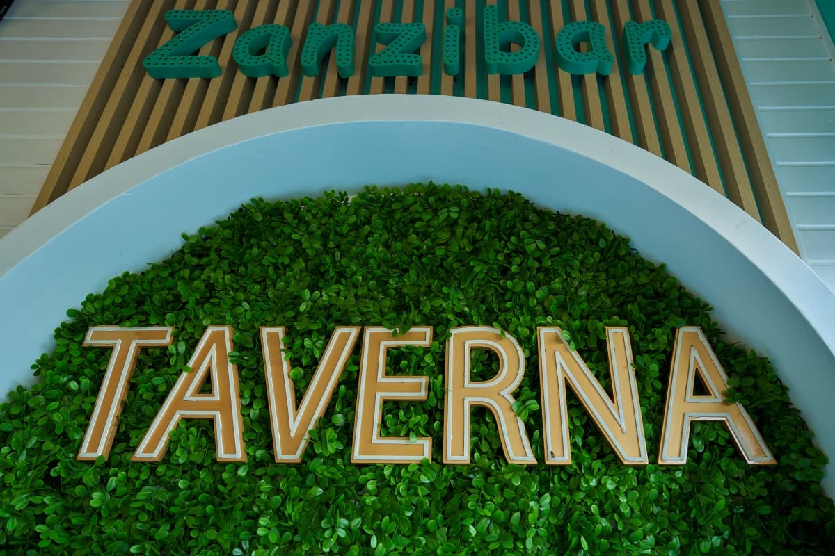 Fotografie de Marius Marcoci la Zanzibar Pub