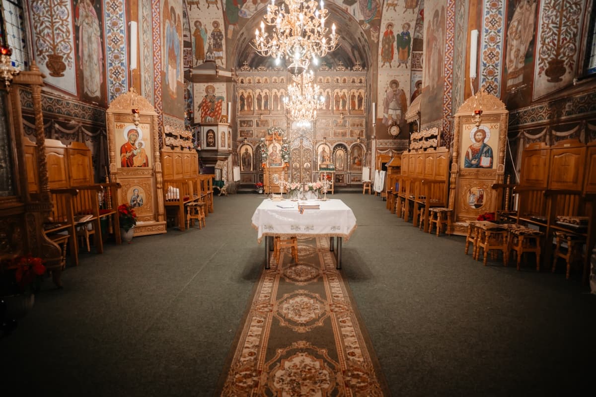 Biserica Nasterea Sfantului Ioan Botezatorul - locatie pentru nunti in Capu Codrului, Suceava