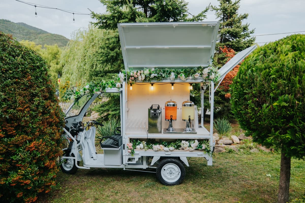 Fotografie de Besenyei Norbert la Castle Inn