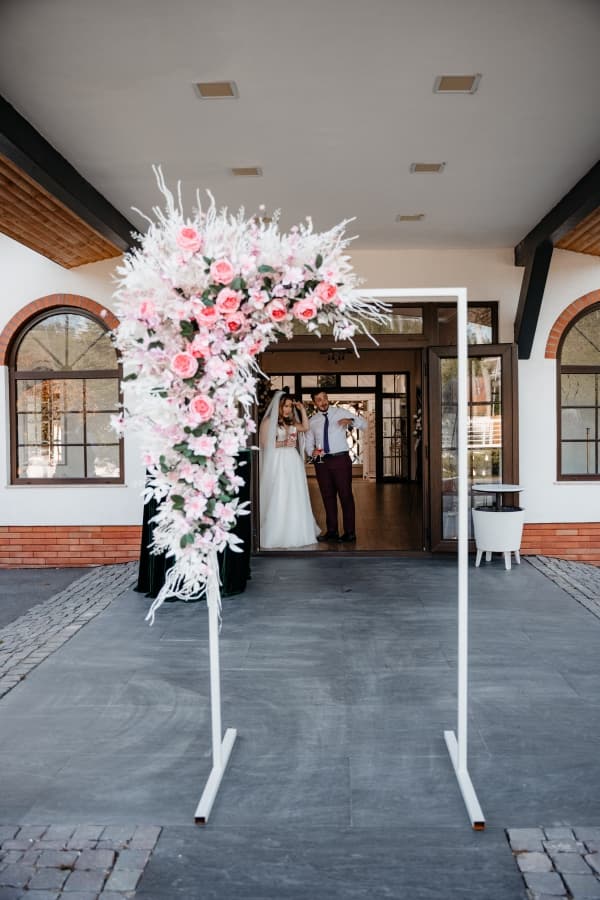 Fotografie de Raw Studio la Trattoria Summer Garden &amp; Events