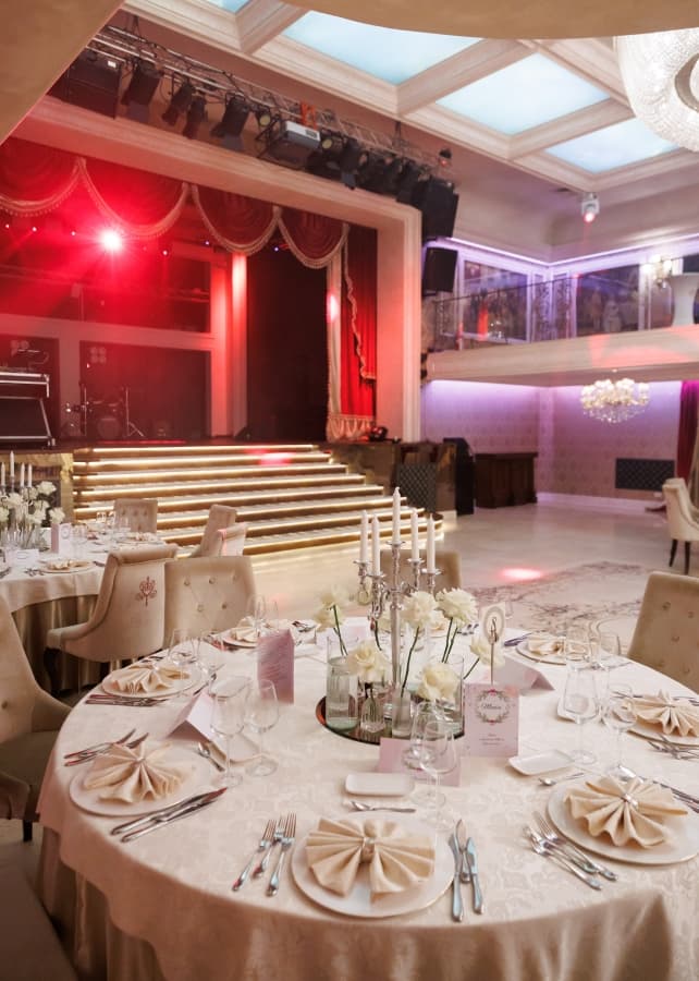 Fotografie de Iustin Ichim la Le Chateau Ballroom