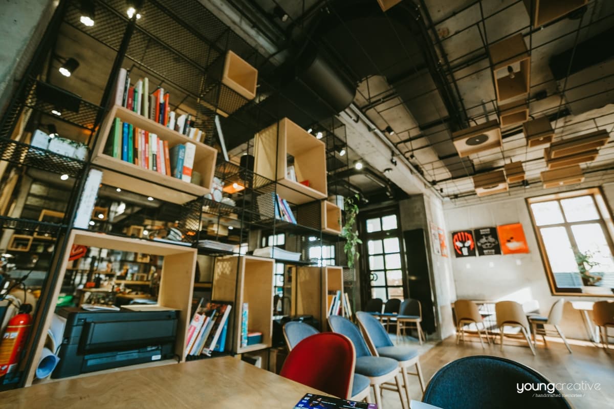 Fotografie de youngcreative la Point Art Hub