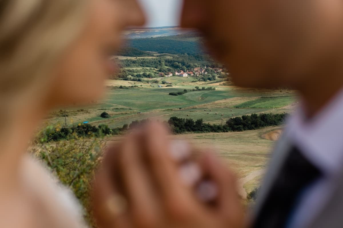 Fotografie de Edmond Vision la Craterul de la Betfia
