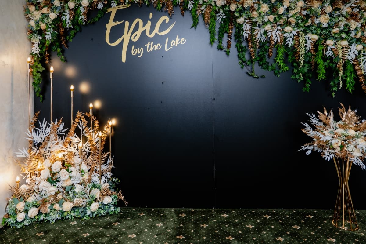 Fotografie de ZOOMER STUDIO la Epic by the Lake