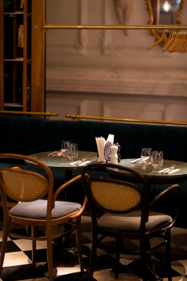 Fotografie de District One Stories la Fratellini Bistro