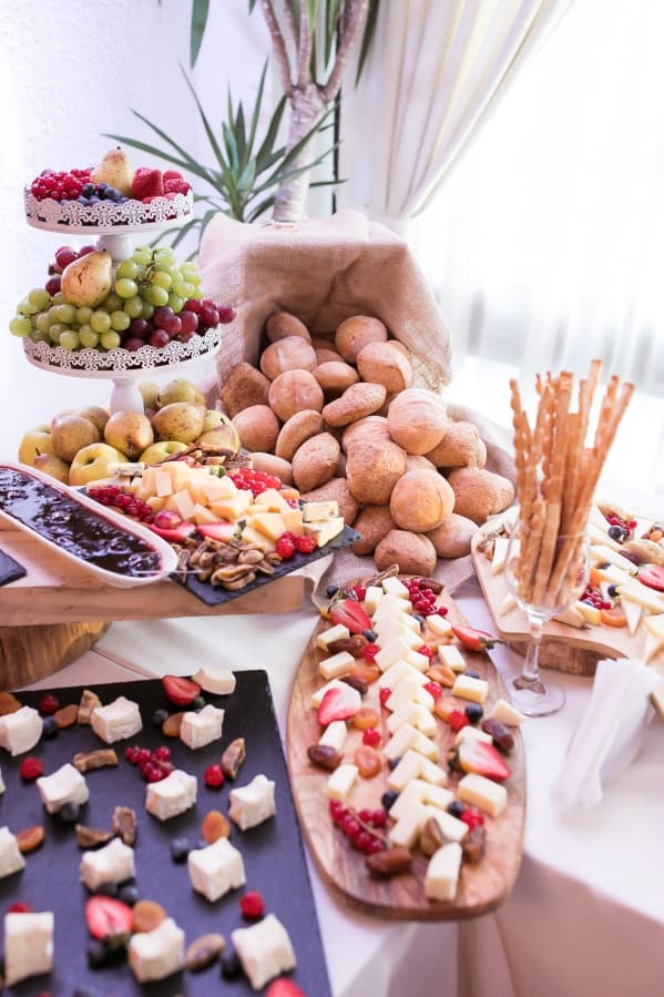 Fotografie de District One Stories la Taverna Zavoi