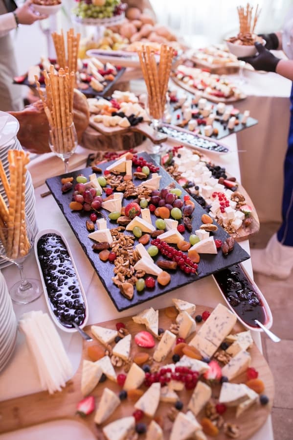 Fotografie de District One Stories la Taverna Zavoi