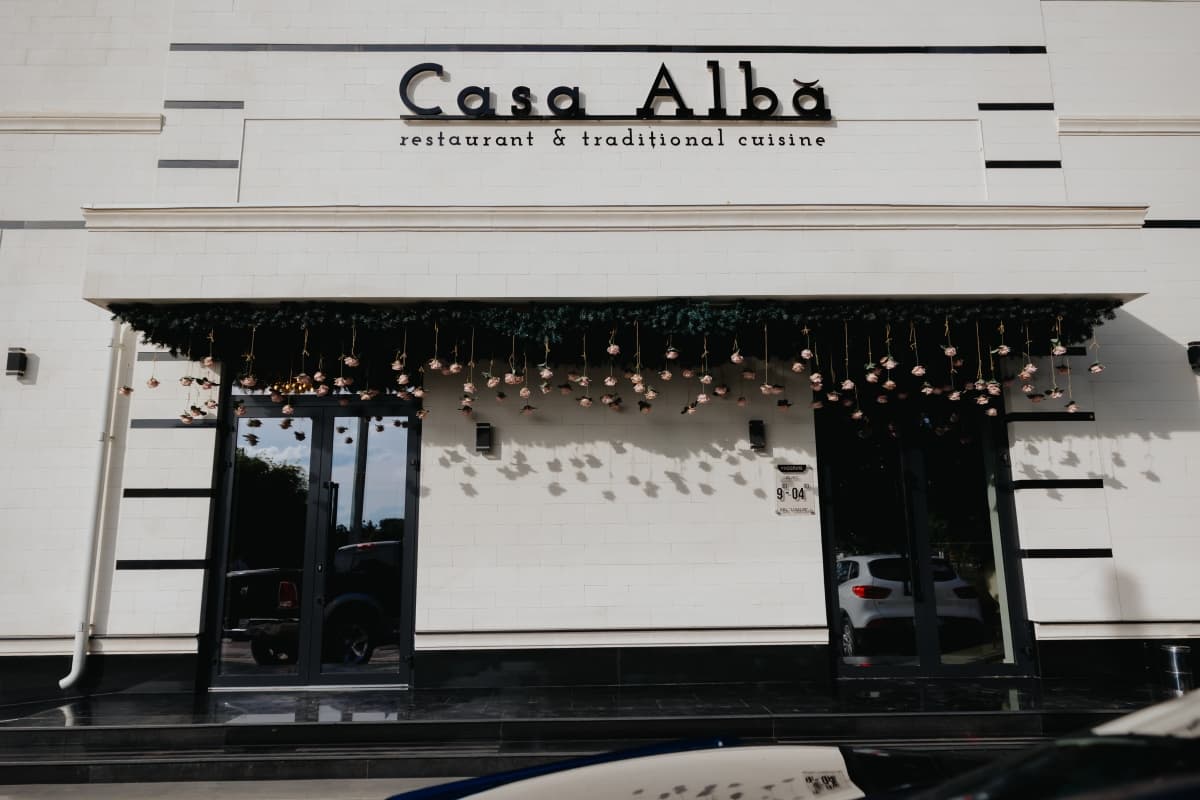 Fotografie de Sergiu Cotruta la Casa Alba