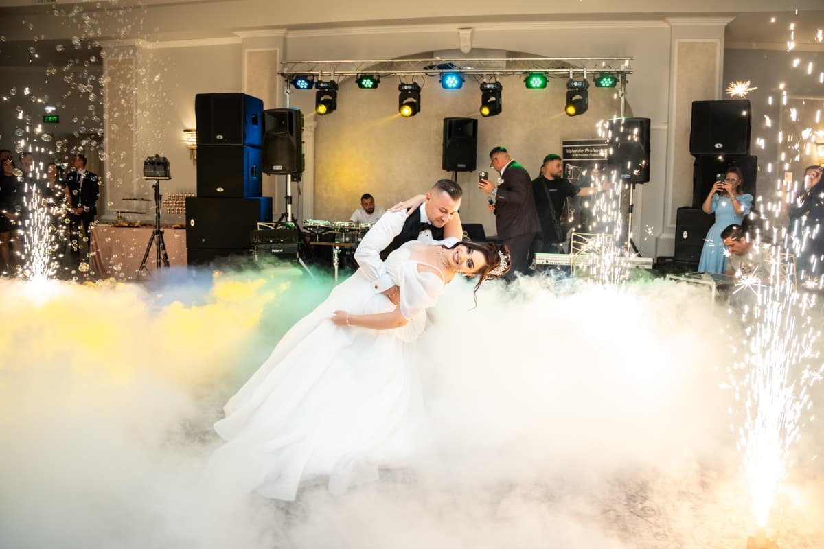 Fotografie de Alex Gabriel la Autentic Events Hall